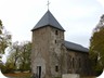 Vom ehemaligen Ort Wollseifen steht nur noch die Kirche, die Schule, und ein Trafohäuschen.
